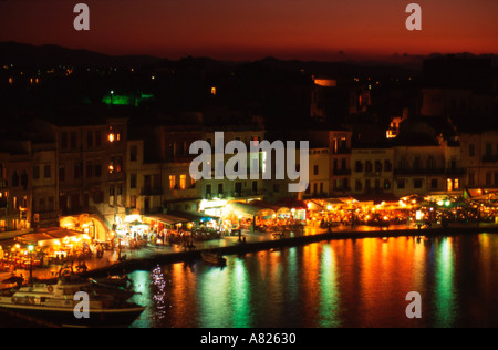 Griechenland Western Kreta Chania Hafen in der Abenddämmerung Stockfoto