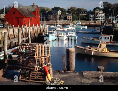 Rockport Masse mit Motiv 1 Gebäude und Hummer fallen im Vordergrund Stockfoto