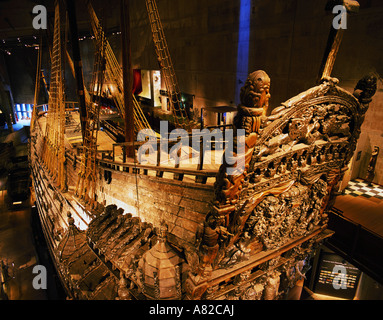 Das Kriegsschiff Vasa, das auf seiner Jungfernfahrt am 10. August 1628, jetzt restauriert im Vasa Museum in Stockholm, Schweden versenkt. Stockfoto