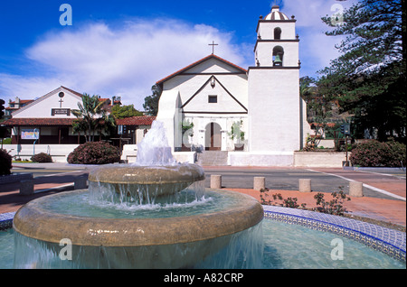 Brunnen und Mission San Buenaventura Ventura Kalifornien Stockfoto