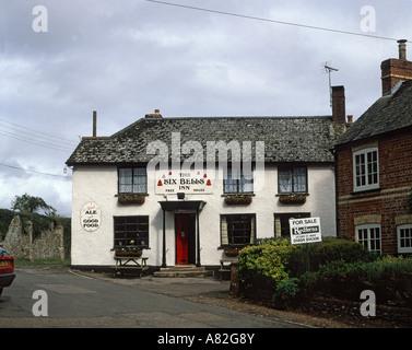 Das "Sechs Glocken" Public House in Payhembury, Devon Stockfoto