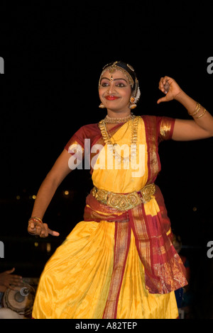 Indien Kerala Kumarakom Backwaters Taj Garden Retreat Hotel Tanz-performance Stockfoto