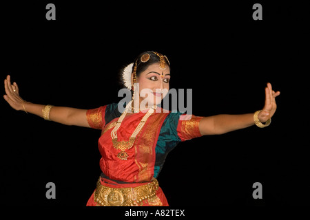 Indien Kerala Kumarakom Backwaters Taj Garden Retreat Hotel Tanz-performance Stockfoto