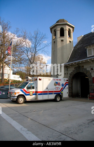 District Of Columbia Feuer und EMS Gerät am Feuerwehrhaus 19 in Washington, D.C. Stockfoto