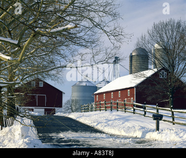 MOLKEREI UND KORN HANDHABUNG BETRIEB-PENNSYLVANIA Stockfoto