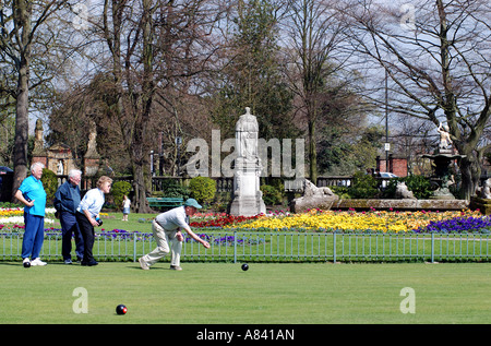 Das Bowling Green in Beacon Park, Lichfield, Staffordshire, England, UK Stockfoto