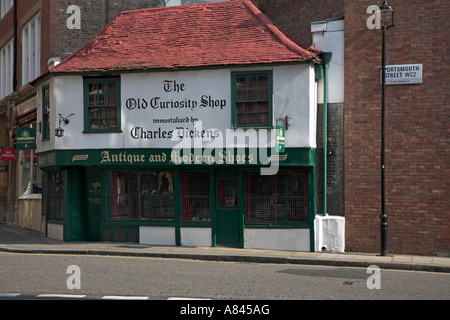 Charles Dickens, Old Curiosity Shop Portsmouth Street, London, England Stockfoto