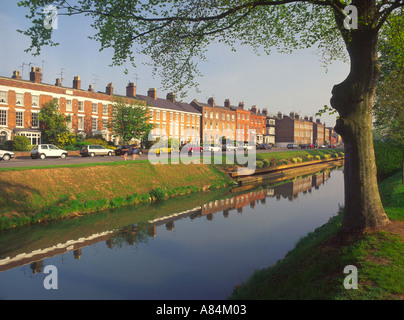 Welland Terrasse und Fluss Welland in Spalding Lincolnshire England UK Stockfoto