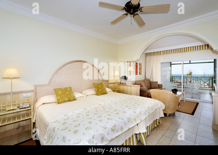 Luxus Hotel Zimmer (Standard-Zimmer im Gran Castillo Coloradas), Playa Blanca, Lanzarote, Kanarische Inseln, Spanien Stockfoto