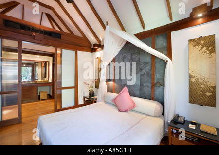 Luxus Hotel Zimmer (Standard-Zimmer im Chedi Phuket Hotel), Phuket, Thailand Stockfoto