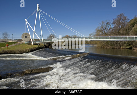 Millers Crossing Fuß und Zyklus-Brücke über den Fluss Exe, Exeter, abgeschlossen im November 2002 Stockfoto