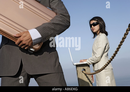 Blick auf einen Mann und eine Frau. Stockfoto