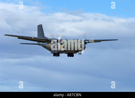 Transall c-160 Annäherung an RAF Lossiemouth Moray Schottland, Vereinigtes Königreich Stockfoto