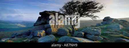 Morgendämmerung am Sattel Tor Dartmoor Devon England UK Stockfoto