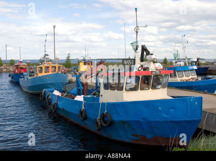 Blau lackiert Finnische fischtrawler am Hafen in Oulunsalo Finnland Stockfoto