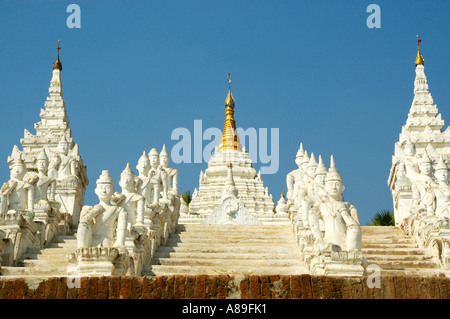 Weiße Settawya Paya Mingun Mandalay Myanmar Stockfoto