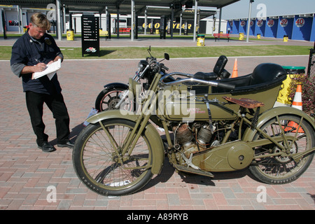 Dayton Beach Florida, International Speedway, Fan Zone, Bike Week, Motorrad Motorräder, Event, Feier, jährlich, Fahrer, Besitzer, historische Fahrradshow, Milit Stockfoto