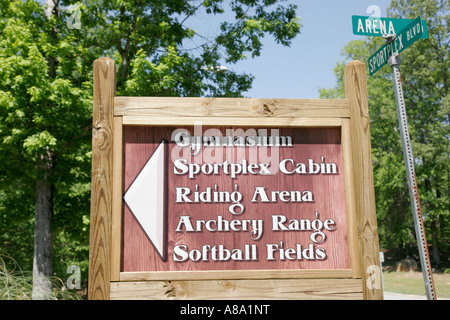 Alabama Tallapoosa County, Alexander City, Charles Bailey Sportplex, Schild, Logo, Wegbeschreibung, Besucher reisen Reise touristischer Tourismus Wahrzeichen landmar Stockfoto