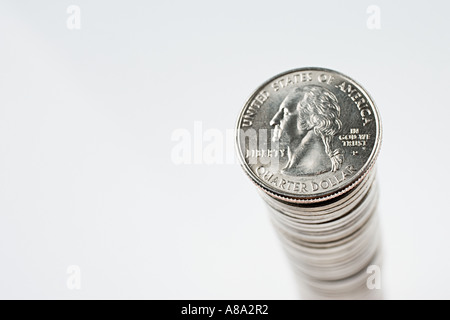 Stapel von Viertel-Dollar-Münzen Stockfoto