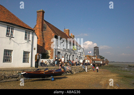 Die Royal Oak Langstone im Sommer Stockfoto