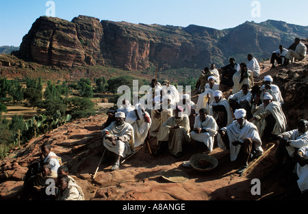 nach der Messe, Abraha wir Atsbeha Fels gehauene, naher Kirche Wukro, östlichen Tigray, Äthiopien Stockfoto