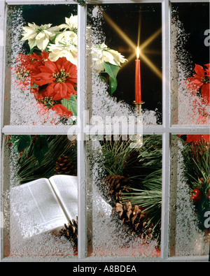 Weihnachten-Fenster Stillleben in vertikalen foremat Stockfoto