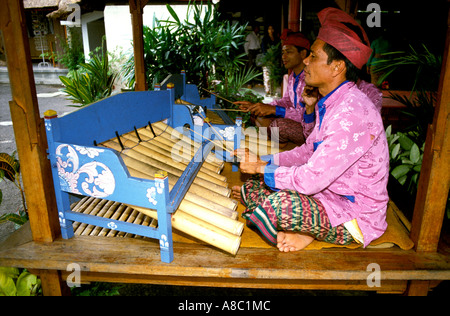 Indonesien Bali traditionelle Musiker Gamelan-Orchester Pacung Stockfoto