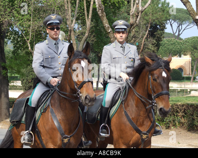 Polizei im Park der Villa Borghese in Rom, Italien Stockfoto