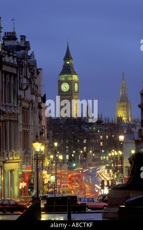 Big Ben bei Nacht London England UK Stockfoto