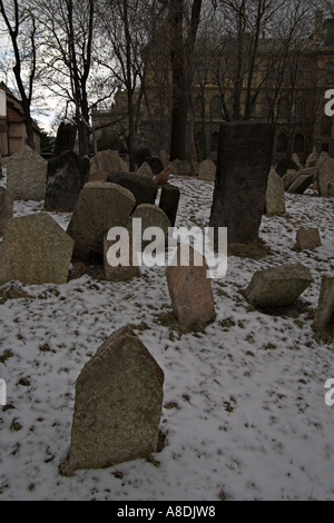 Stock Foto von dem alten jüdischen Friedhof in das jüdische Viertel von Prag Stockfoto