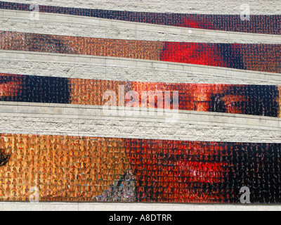 Mosaik von Gesichtern, Musee Canadien des Zivilisationen, Rumpf, Quebec, Kanada Stockfoto