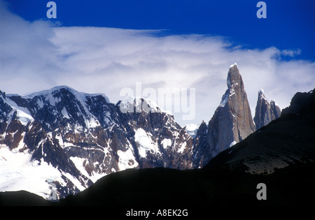 Cerro Torre (3102m). Herrliche Granit Spire in den südlichen Anden Patagonien, Provinz Santa Cruz, Argentinien Stockfoto