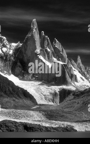 Cerro Torre (3102m). Herrliche Granit Spire in den südlichen Anden Patagonien, Provinz Santa Cruz, Argentinien Stockfoto