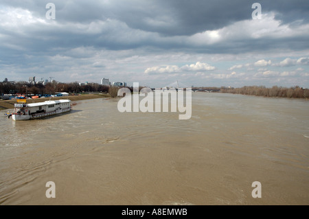 Saison, Hochwasser an Weichsel in Warschau im frühen Frühjahr Auftauen Stockfoto