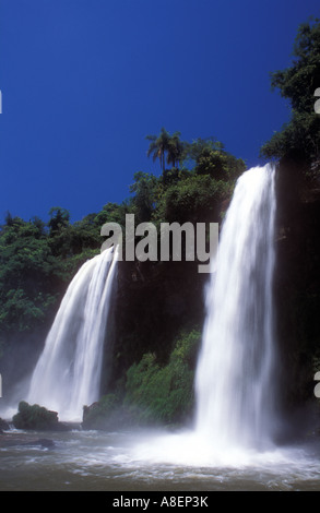 Zwei Schwestern, Salto Dos Hermanas, Iguazu Falls Nationalpark, Cataratas del Iguazú, subtropischen Regenwald, Misiones, Argentinien Stockfoto