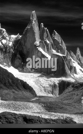 Cerro Torre (3102m). Herrliche Granit Spire in den südlichen Anden Patagonien, Provinz Santa Cruz, Argentinien Stockfoto