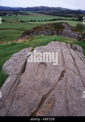 dh DUNADD ARGYLL Fußabdruck felsigen Klippe Fort Dark Age Hauptstadt Königreich von Dalriad Stockfoto