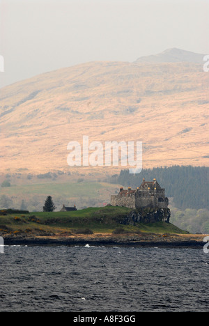 Duart Castle ist die älteste bewohnte Burg auf der Isle of Mull. Es ist die Heimat der 28. Chief des Clan Maclean. Stockfoto