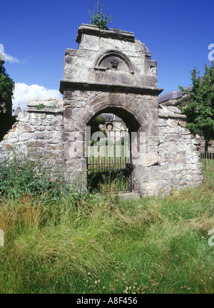 dh Universität ST ANDREWS FIFE St Marys College Quandrangle alte Wand Tor Stockfoto