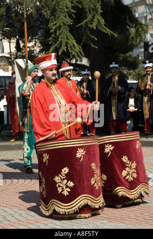 Tägliche konzertante Aufführung der Janitscharen Band in das militärische Museum Istanbul-Türkei Stockfoto