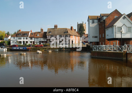 Riverside Cottages, restaurierte Mühle, Stroud, Gloucestershire, England, Grossbritannien, Europa Stockfoto