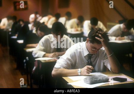 Kinder Bildung Untersuchungen Stockfoto