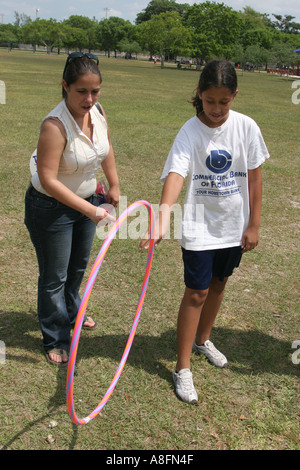 Miami Florida, Tropical Park, Drug Free Youth in Town DFYIT Club, Anti-Suchtprogramm, gemeinnützige Organisation, Teenager Teenager Teenager Teenager, Stu Stockfoto