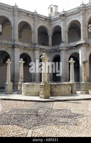 Innenhof des ehemaligen Santo Domingo Klosters Gehäuse jetzt Regional Museum von Oaxaca in Oaxaca, Mexiko Stockfoto