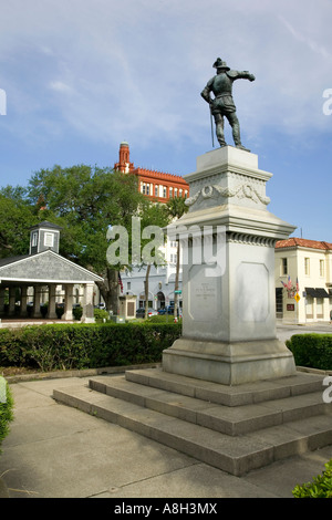 Suchen in auf den Markt und bei Ponce de Leon Statue in St. Augustine Florida USA Stockfoto