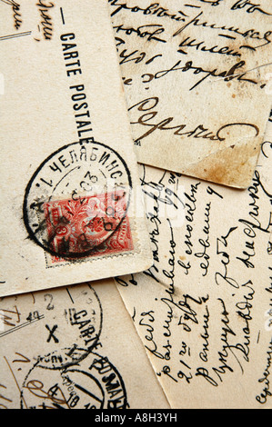 Alte russische Postkarten mit zwei headed Adler in Briefmarken Stockfoto