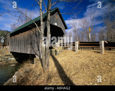 Lauben oder Brownsville Covered Bridge befindet sich in Brownsville Vermont USA Nordamerika uns Nordost VT Neuengland vt Stockfoto