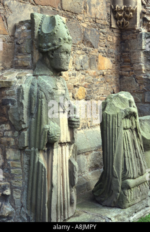 Elgin Kathedrale Moray Schottland Stein geschnitzten kunstvollen religiösen Figuren uk gb Stockfoto