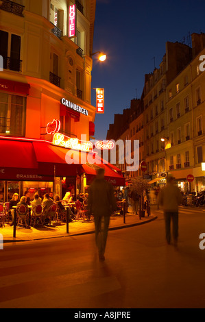 Bürgersteig Café Hotel nachts an der Ecke der Rue de Buci Rue de l Ancienne Comedie St Germain des Prés Rive Gauche Paris Stockfoto