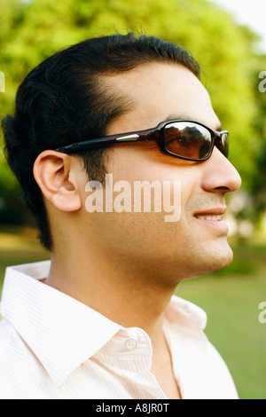 Nahaufnahme eines jungen Mannes Stockfoto